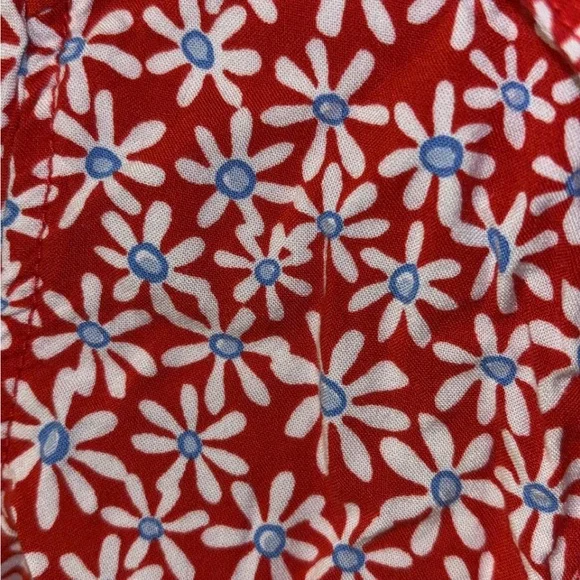 💙 5 for $25 💙 Cat & Jack Red, White, and Blue Floral Button Down Shirt - Picture 2 of 4